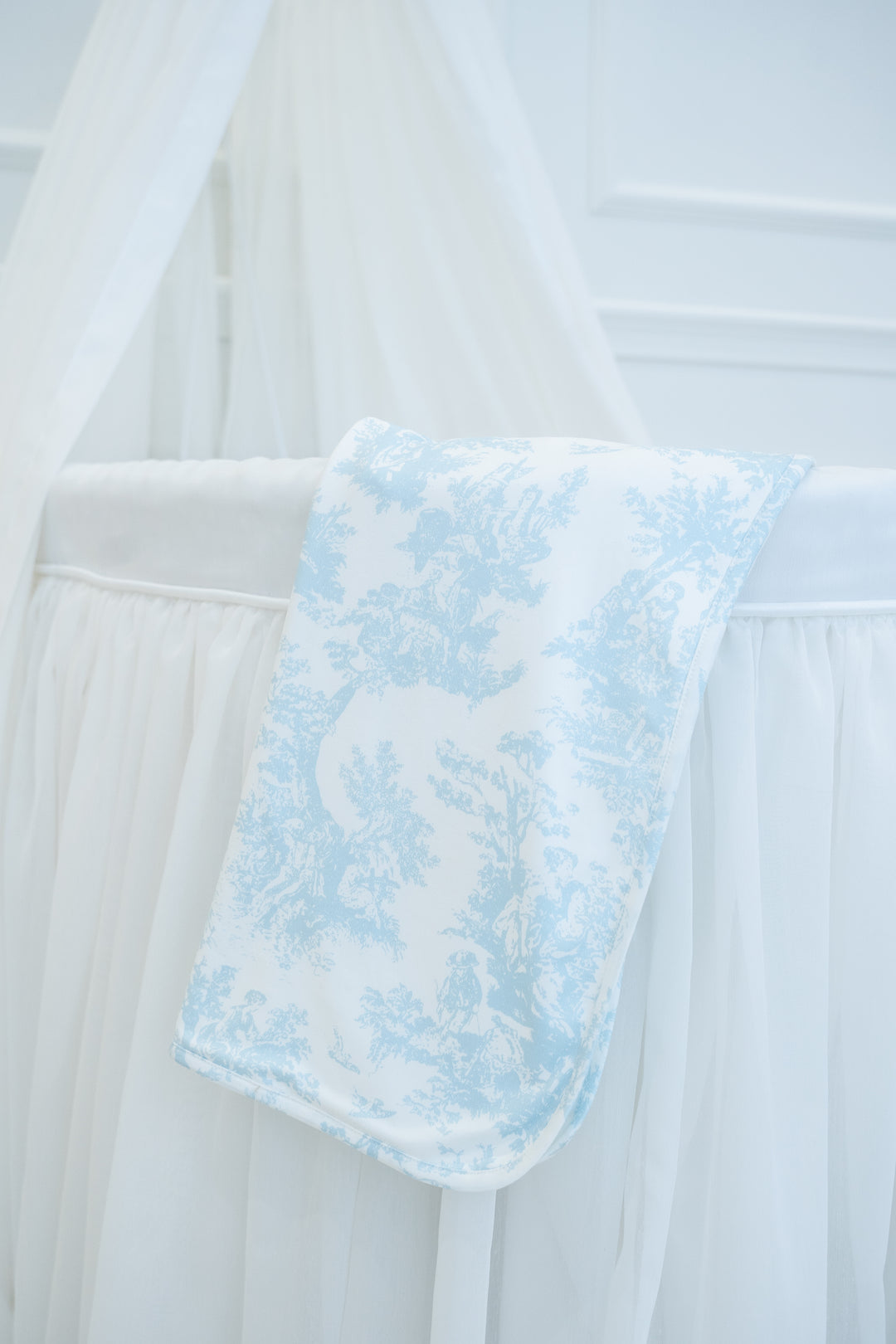Blue Toile De Jouy Jersey Blanket